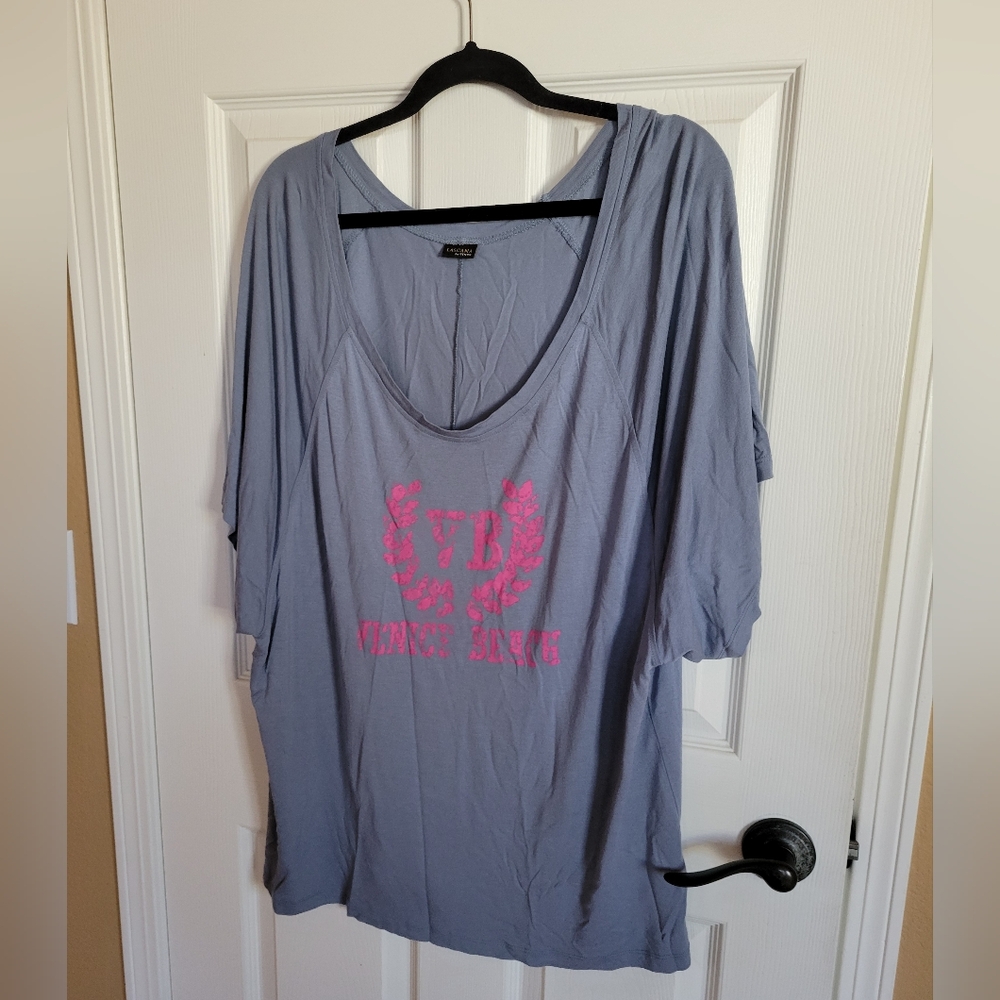 Venus Venise Beach Blue & Pink 3/4 Sleeve Tee